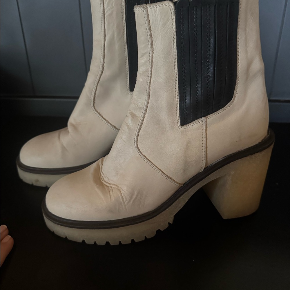 Free people booties size 41